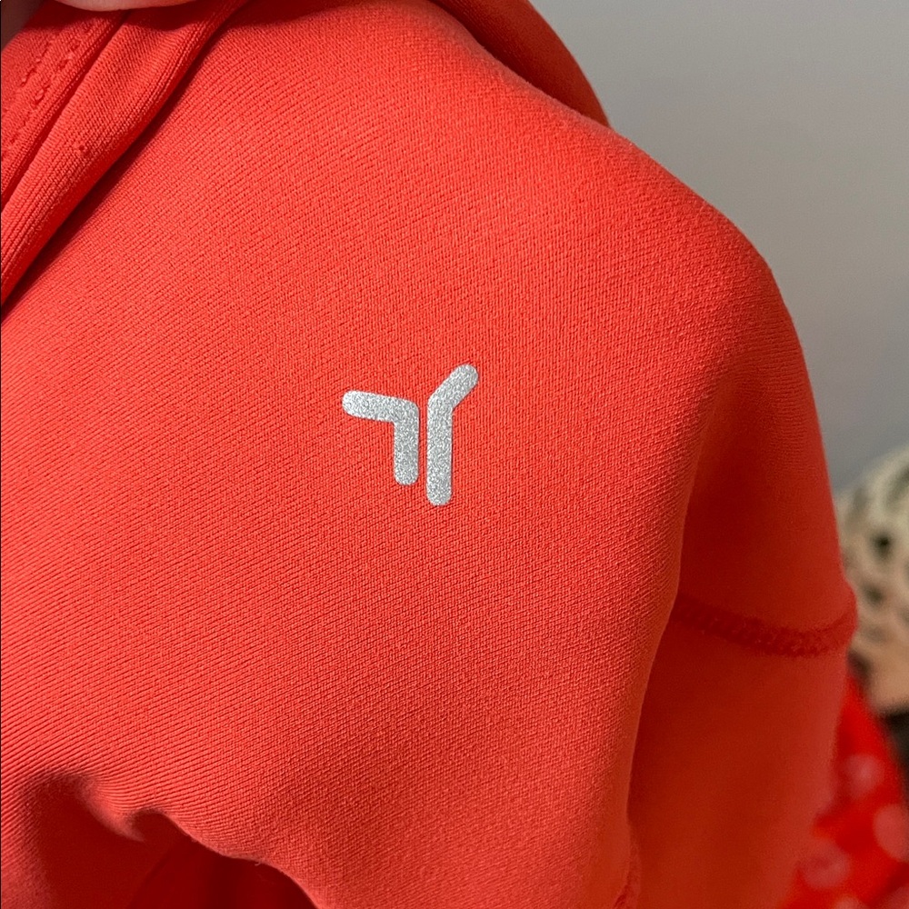 Bold Red High-Waisted Leggings with Matching Sports Bra Tank, size L - Picture 6 of 11